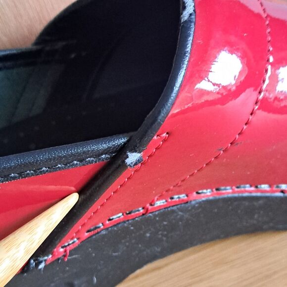 Sanita Pro Piper Women’s 6.5 7 US EU 37 Red Dye Patent Clogs Comfort - Picture 9 of 12